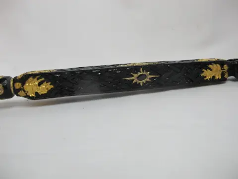Alligator Carved Wood Gold Leaf Amber Inlaid Black Lacquer Walking Stick Cane, photo 8 of 12