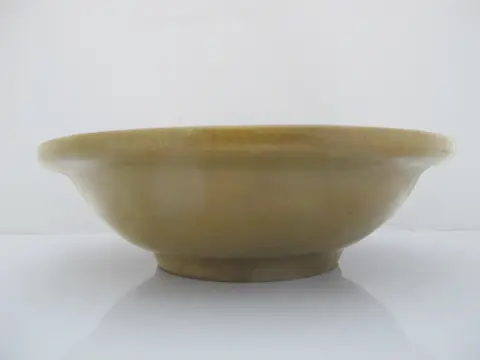 Antique Chinese Celadon Tang Dynasty Yue Ware Style Rimmed Bowl, photo 2 of 8