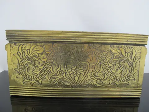 Antique Maranao Philippines Large Brass Ornate Scroll Betel Nut Tobacco Box, photo 1 of 11