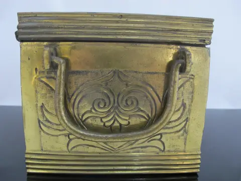 Antique Maranao Philippines Large Brass Ornate Scroll Betel Nut Tobacco Box, photo 7 of 11