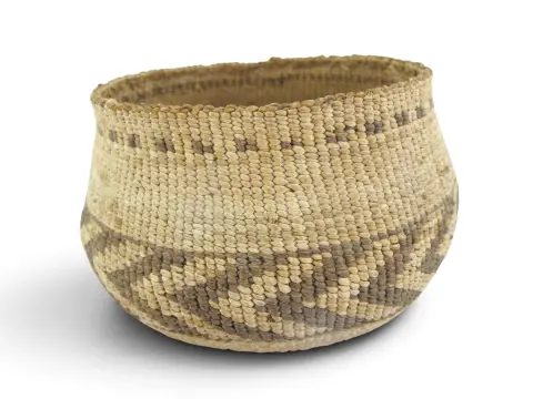 Antique Northern California Hupa/Yurok/Karuk Native Chevron Basket Bowl, photo 5 of 11