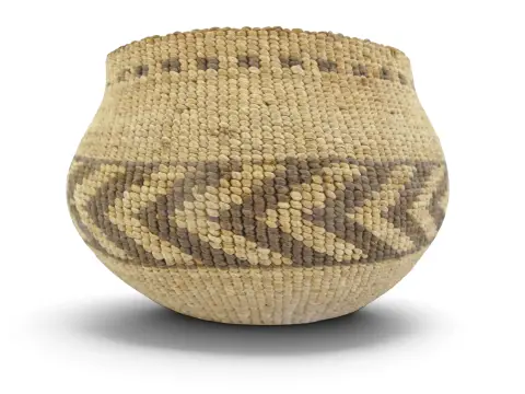 Antique Northern California Hupa/Yurok/Karuk Native Chevron Basket Bowl, photo 8 of 11