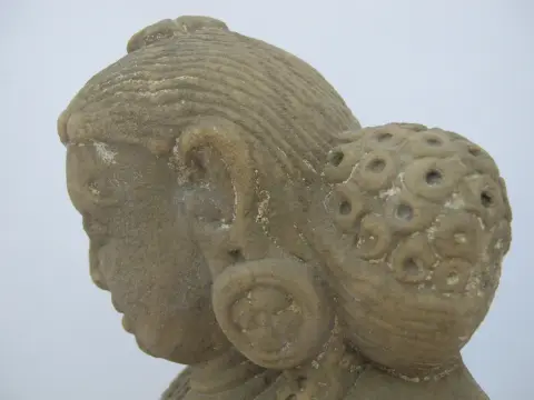 Apsara Devata Celestial Deity Carved Stone India Hindu Bust Sculpture Statue, photo 9 of 12