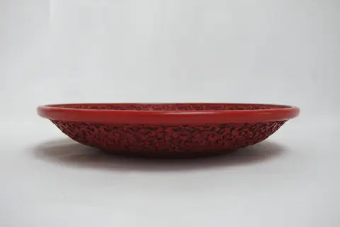 Chinese Carved Cinnabar Red Lacquer Lotus Bat Fish Design 11 1/4" Charger Plate, photo 3 of 12