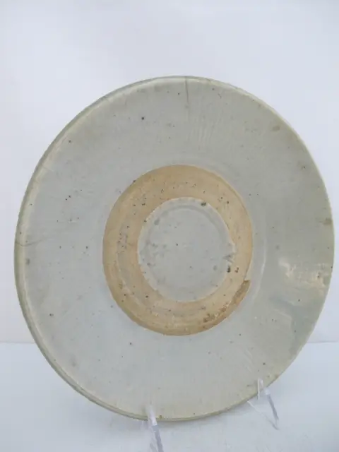 Chinese East Asian Song or Yuan Style Celadon Glaze Shallow Earthenware Bowl, photo 4 of 9