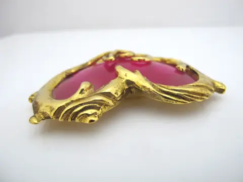 Christian LaCroix Paris Pink Heart Gold Tone Brooch Pin in C'est La Vie Box, photo 5 of 11