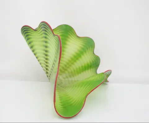 Dale Chihuly 2pc Parrot Green Persian Series Hand Blown Art Glass Sculpture, photo 8 of 12