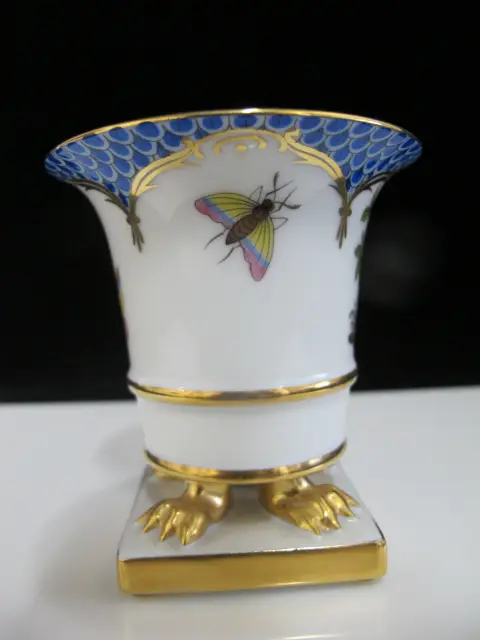 Herend Hungary Rothschild Porcelain Bird & Insect Blue Scale Claw Footed Vase, photo 5 of 9
