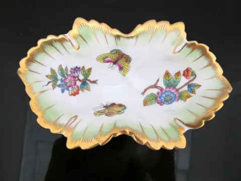 Herend Porcelain Queen Victorian Gold Trim Trinket Leaf Dish Tray, photo 4 of 11