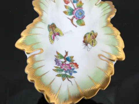 Herend Porcelain Queen Victorian Gold Trim Trinket Leaf Dish Tray, photo 6 of 11