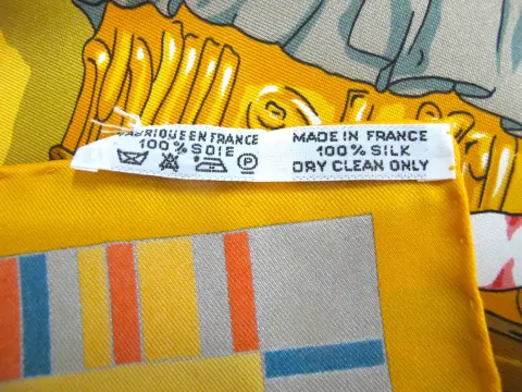 Hermes Paris Carre 90 Prieres Au Vent Buddhist Prayers in Wind Silk Scarf W/Box, photo 10 of 12