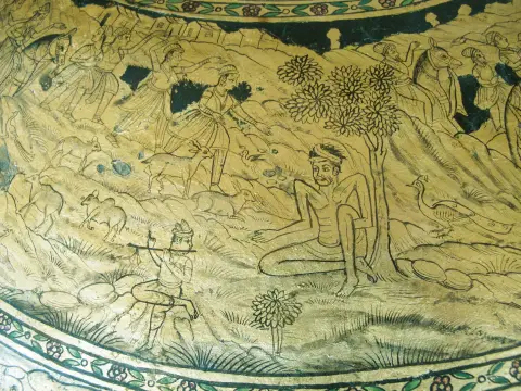 Indian Ceremonial Rajput Dhal Shield With Intricate Gold Painted Hunting Scenes, photo 12 of 12