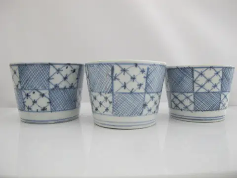 Japanese Edo Blue & White Patchwork Soba Choko Noodle Bowl or Tea Cup Set of 3, photo 1 of 8