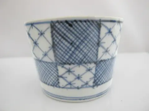Japanese Edo Blue & White Patchwork Soba Choko Noodle Bowl or Tea Cup Set of 3, photo 5 of 8