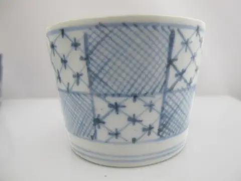 Japanese Edo Blue & White Patchwork Soba Choko Noodle Bowl or Tea Cup Set of 3, photo 7 of 8