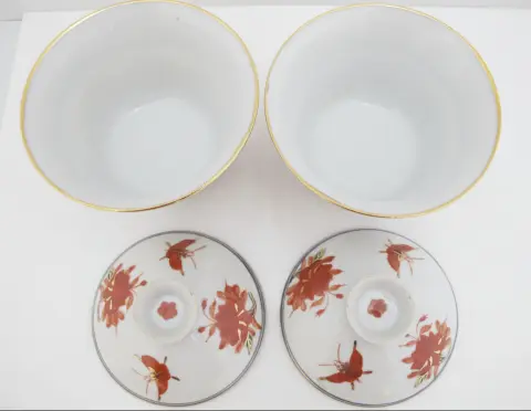 Japanese Imari Porcelain Butterfly & Flower Gold Lidded Tea Bowl Saucer Pair, photo 8 of 12