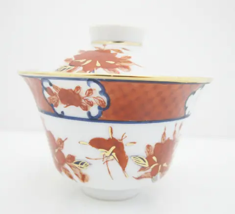 Japanese Imari Porcelain Butterfly & Flower Gold Lidded Tea Bowl Saucer Pair, photo 12 of 12