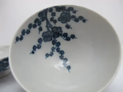 Japanese Sometsuke Blue Porcelain Soup or Rice Bowl With Lid, photo 7 of 11