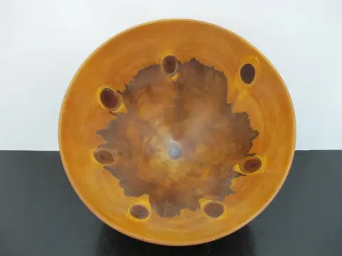 Jess Craig Turned Norfolk Island Pine Wood Studio Hawaii Art Bowl, photo 2 of 12