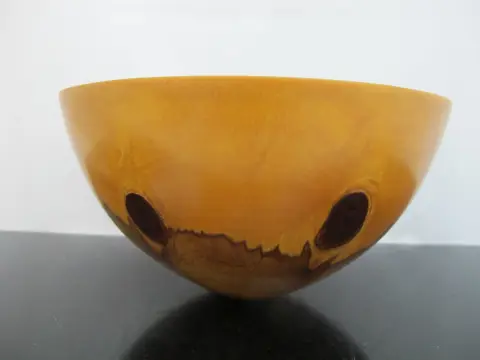 Jess Craig Turned Norfolk Island Pine Wood Studio Hawaii Art Bowl, photo 4 of 12