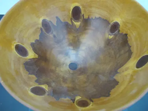 Jess Craig Turned Norfolk Island Pine Wood Studio Hawaii Art Bowl, photo 8 of 12