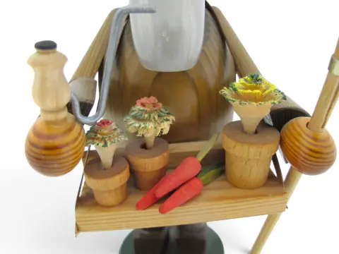 Kwo Erzgebirge Germany Gardener With Rake Wooden Incense Cone Smoker Burner, photo 3 of 9