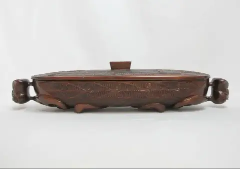 Maori New Zealand Carved Wood Oval Lidded Treasure Box With Abalone Shell, photo 1 of 12