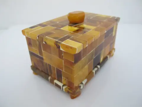 Mosaic Baltic Amber Lidded Jewelry Trinket Box Casket, photo 6 of 11