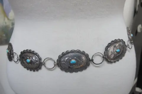 Navajo Native American Turquoise & Engraved Silver Concho Chain Link Belt, photo 3 of 12