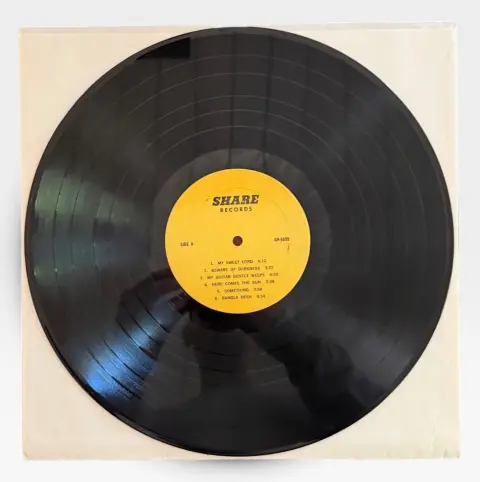Nice Harrison, Dylan, Starr The Greatest Show On Earth Msg Bootleg Vinyl Record, photo 3 of 4