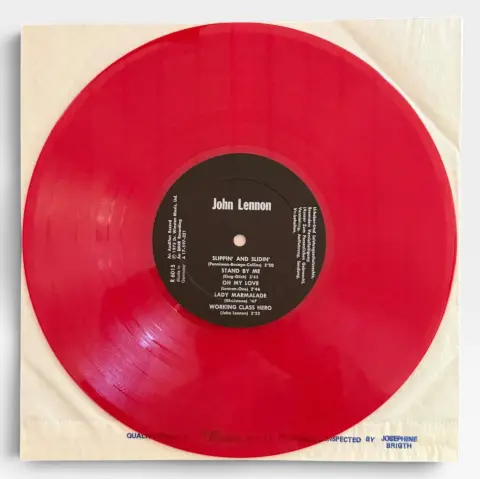 Nice John Lennon a Guitar's All Right John 10" Bootleg Colored Vinyl Record, photo 4 of 4