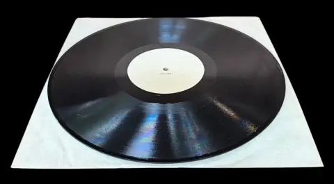 Nice the Beatles Back in the Saddle a Collection Eighth Amendment Bootleg Vinyl Record, photo 4 of 4