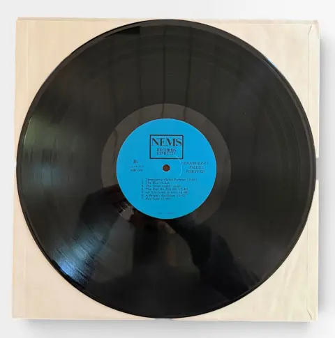 Nice the Beatles Strawberry Fields Forever Nems Records Bootleg Vinyl Record, photo 3 of 4