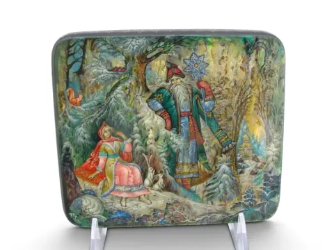 Russian Morozko Father Frost & Maiden Fairytale Hand Painted Lacquer Trinket Box, photo 1 of 11