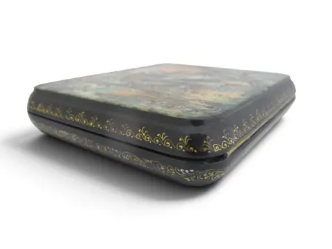 Russian Morozko Father Frost & Maiden Fairytale Hand Painted Lacquer Trinket Box, photo 9 of 11