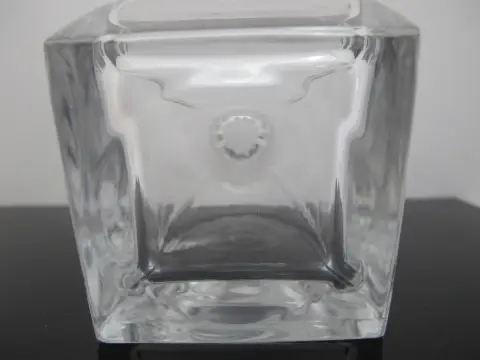 Shannon Designs of Ireland Irish Crystal Spirits Liquor 10" Decanter, photo 9 of 10