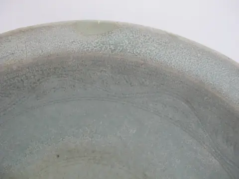 Southeast Asian Thai Sawankhalok Sukhothai Style Celadon Stoneware Pottery Bowl, photo 4 of 11