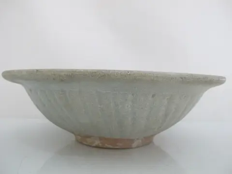Southeast Asian Thai Sawankhalok Sukhothai Style Celadon Stoneware Pottery Bowl, photo 6 of 11