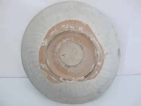 Southeast Asian Thai Sawankhalok Sukhothai Style Celadon Stoneware Pottery Bowl, photo 9 of 11
