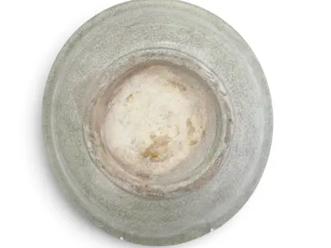 Thai Southeast Asian Sawankhalok Sukhothai Style Celadon Crackle Pottery Bowl, photo 10 of 11