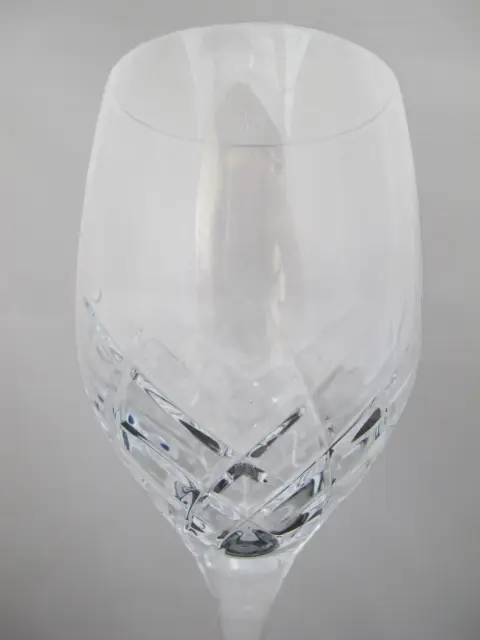 Vera Wang Wedgwood Duchesse Encore 9 1/2" Red Wine Glass Unused in Box, photo 6 of 9