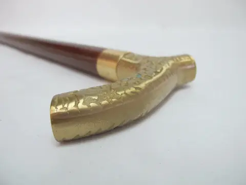 Victorian Floral Embossed Brass Walking Tippling Stick Cane W/Hidden Cork Screw, photo 9 of 11