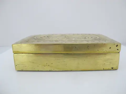 Vintage Betel Nut Engraved Scroll Brass Philippines Snuff Box Pair, photo 3 of 12