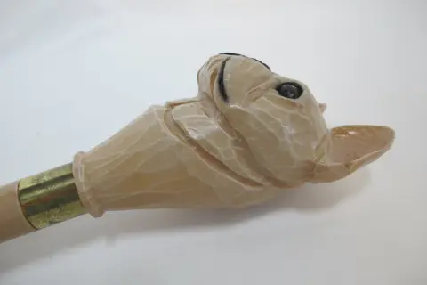 Vintage French Bulldog Dog Head Handle Walking Stick Cane, photo 4 of 8
