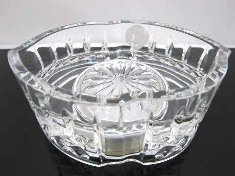 Waterford Crystal 2003 Songs of Christmas Silver Bells Music Box, photo 7 of 10