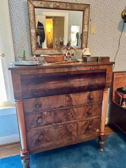 Photo from The Brazee Grant Estate Sale
