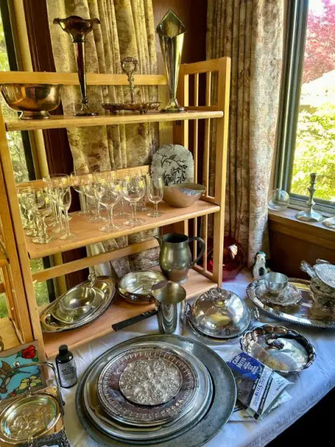 Photo from The Brazee Grant Estate Sale