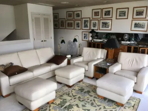 Photo from Briarwood Riverside Estate Sale