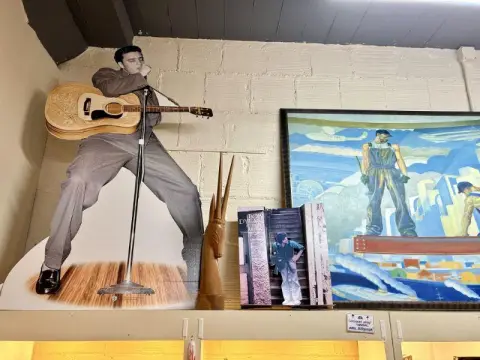 Photo from The EPIC Record Estate Collection - Part 2