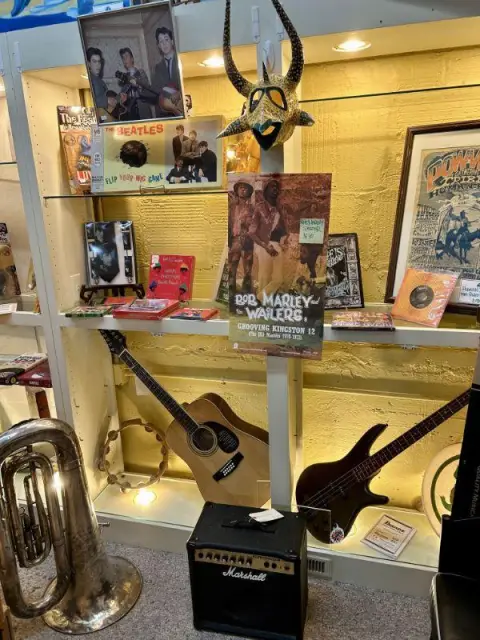 Photo from The EPIC Record Estate Collection - Part 2
